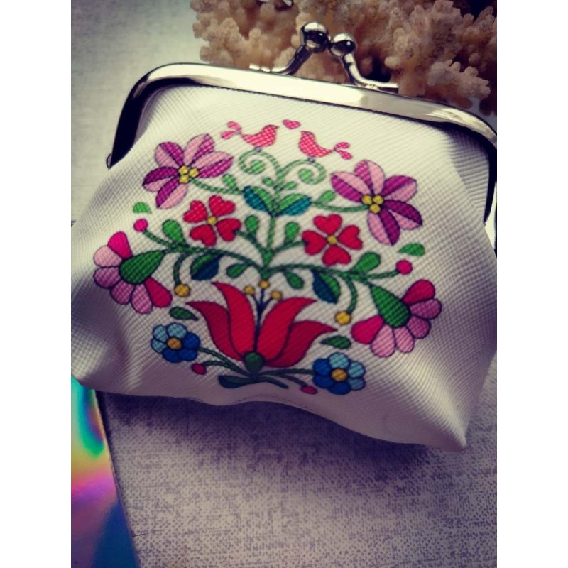 Magyar motívumos buksza tulipános