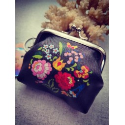 Magyar motívumos buksza Magyar motívumos buksza