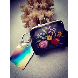 Magyar motívumos buksza Magyar motívumos buksza