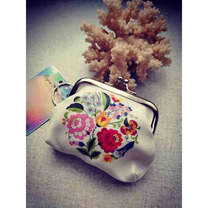 Magyar motívumos buksza tulipános Magyar motívumos buksza tulipános