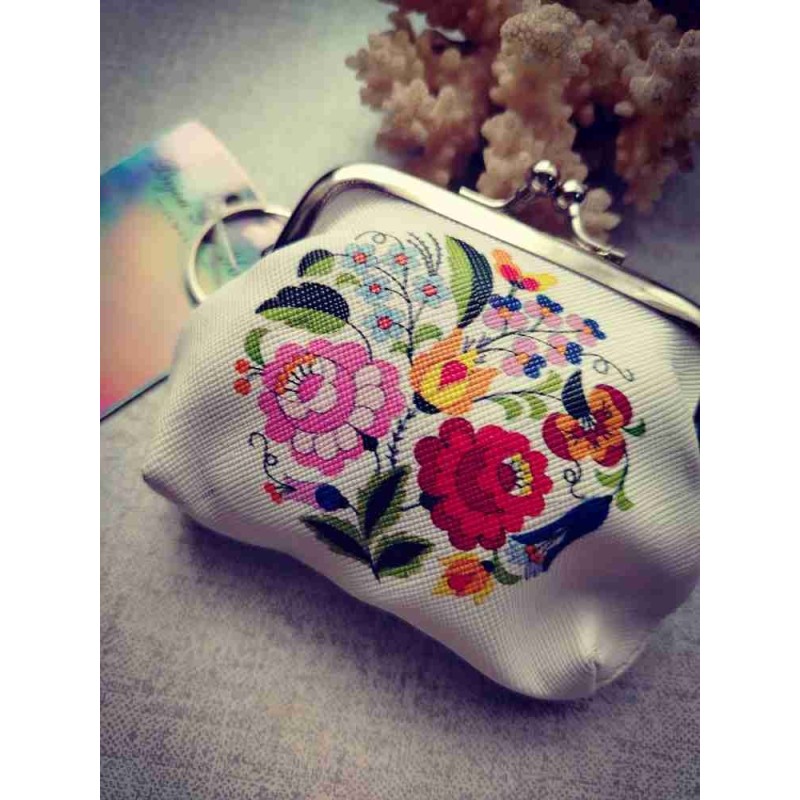 Magyar motívumos buksza tulipános Magyar motívumos buksza tulipános