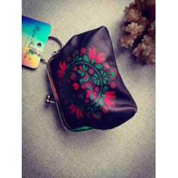 Magyar motívumos buksza